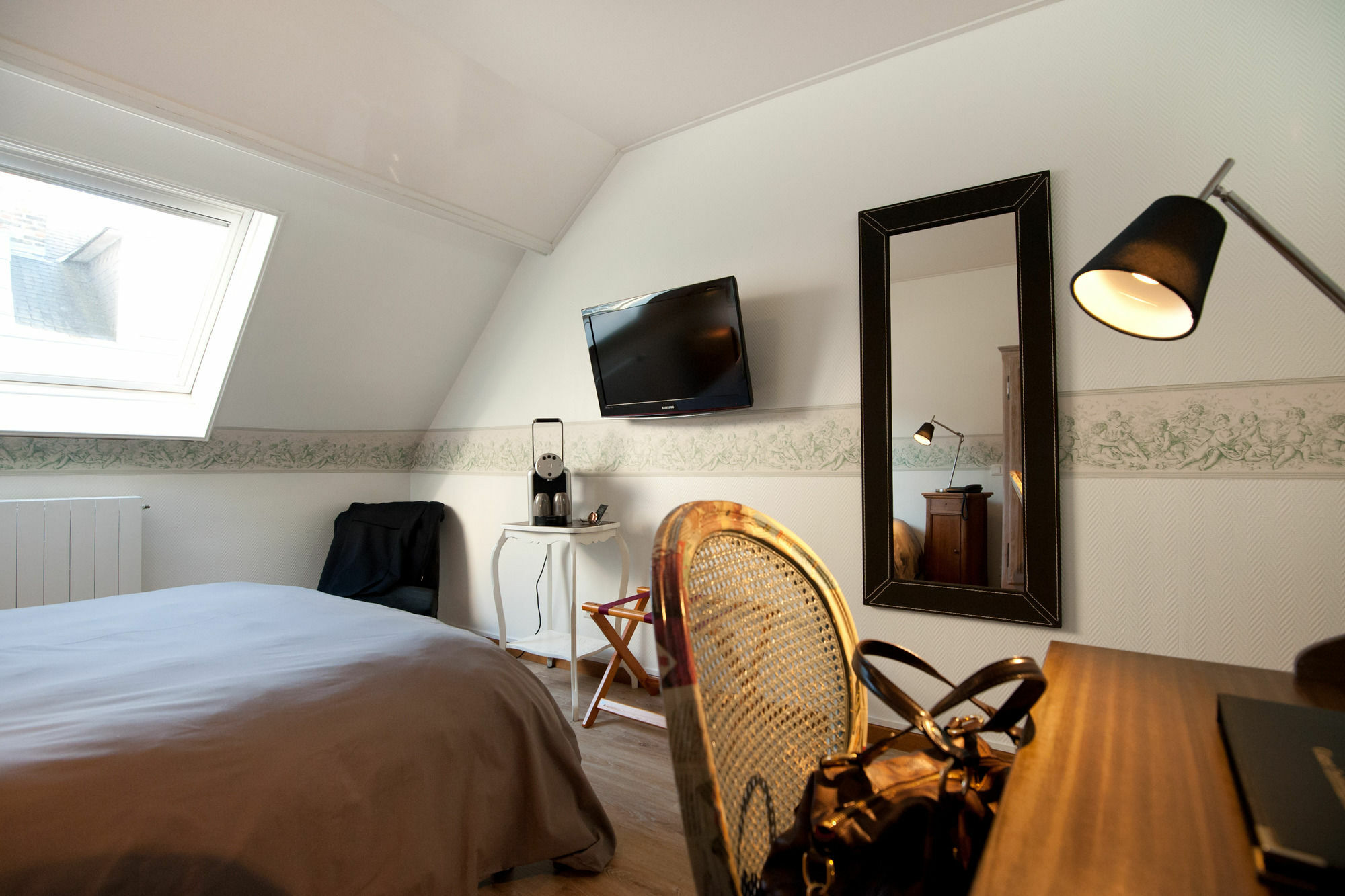 Hotel Le Prieure Et La Residence Амьен Экстерьер фото